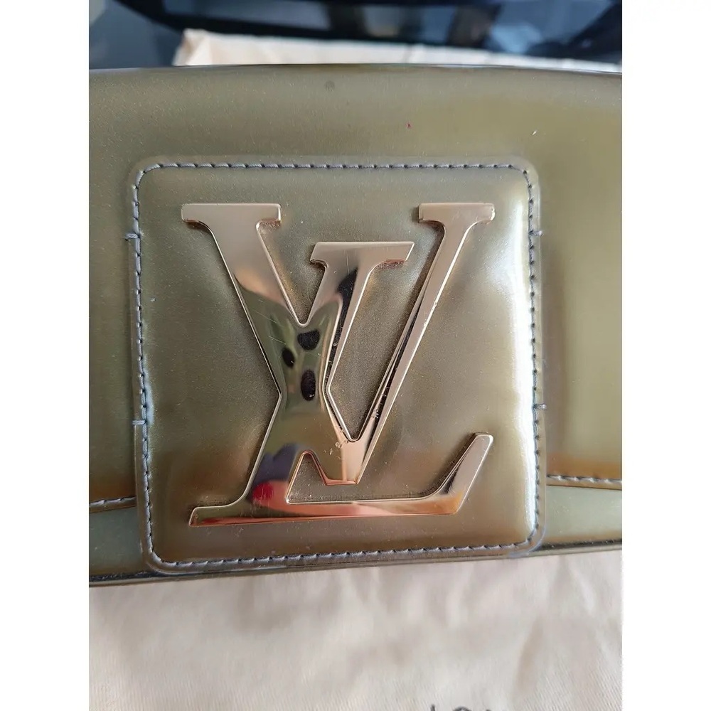 Louis Vuitton Shiny Gold Patent Logo Clutch - Picture 2 of 7